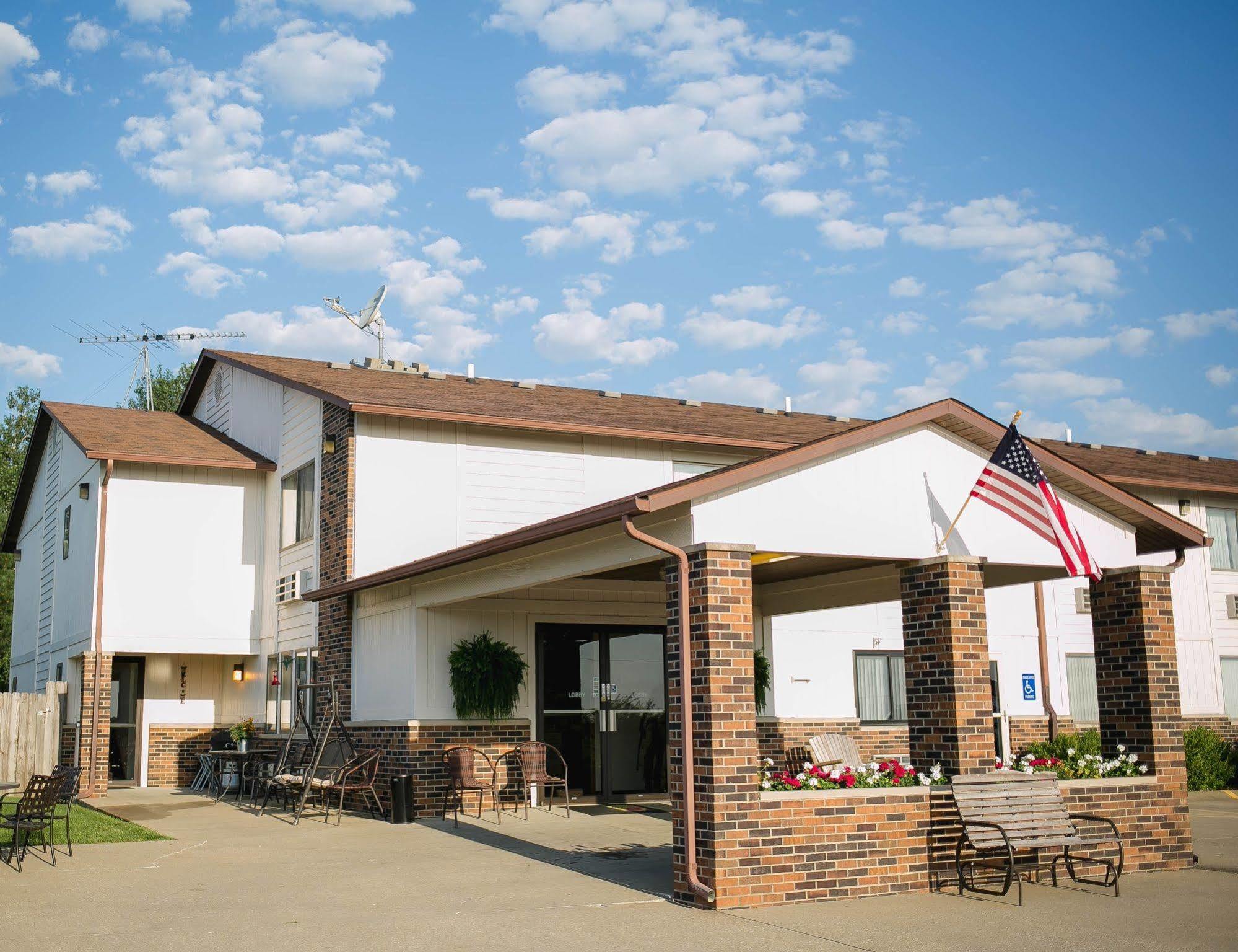 Covered Bridge Inn Winterset المظهر الخارجي الصورة