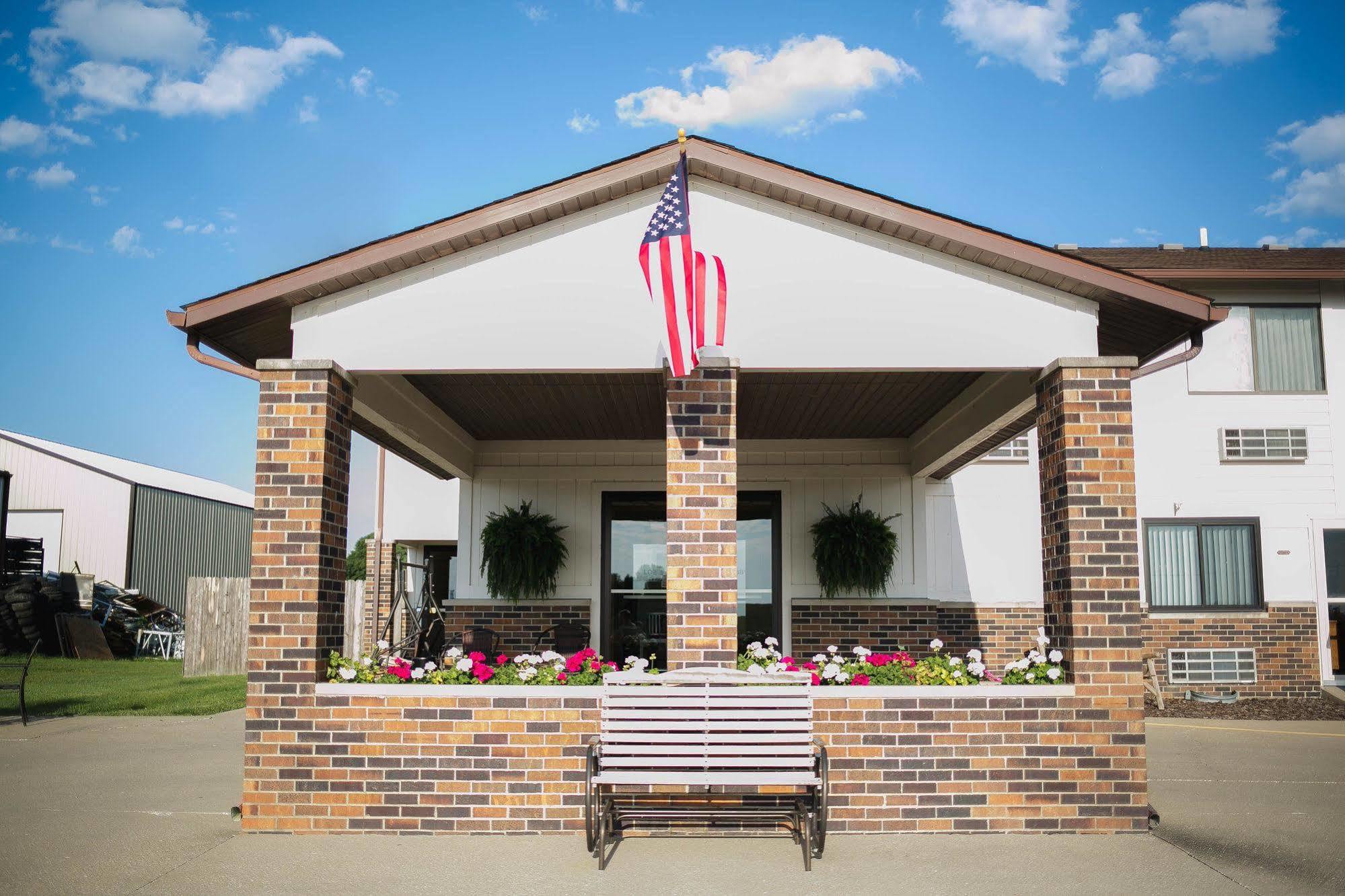 Covered Bridge Inn Winterset المظهر الخارجي الصورة